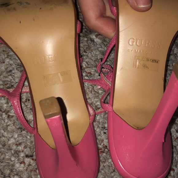 Pink guess heels - Picture 4 of 5